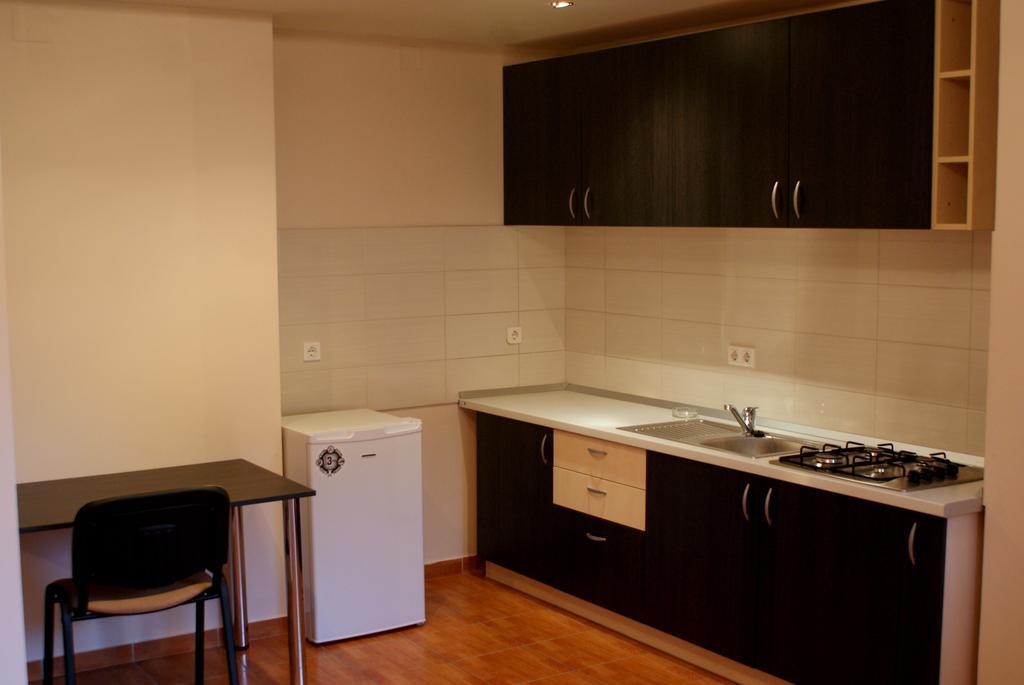 Two-Bedroom House,222657782:JPEG